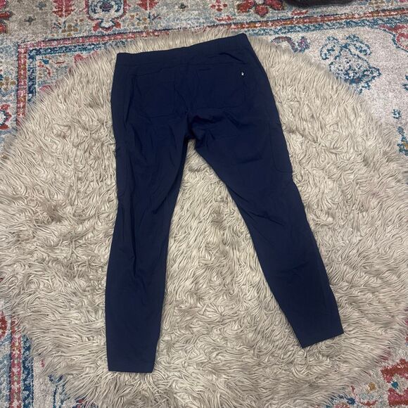 The North Face athletic joggers size XL - Picture 4 of 4